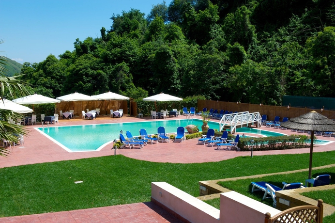 Imagen de la piscina del Hotel Agave, N&aacute;poles. Foto 15