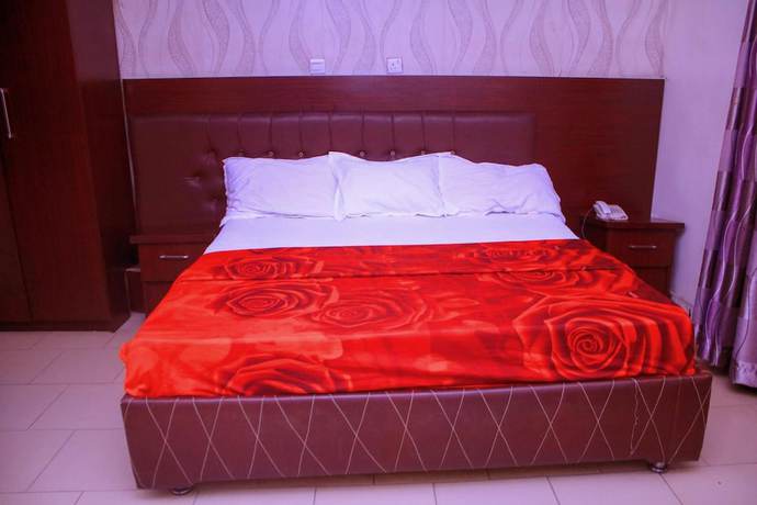 Imagen de la habitación del Hotel Agburuikes. Foto 6