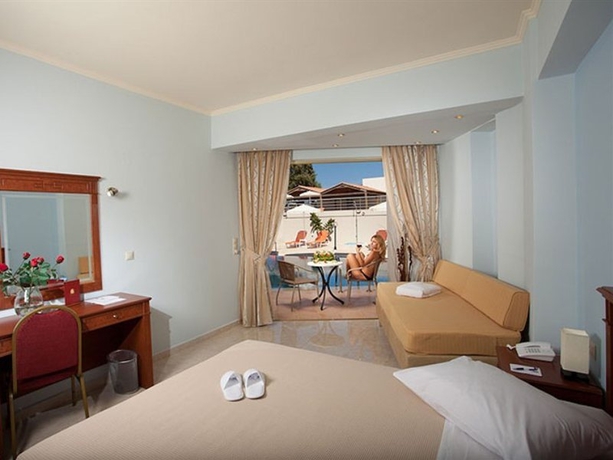 Imagen general del Hotel Agelia Beach. Foto 5