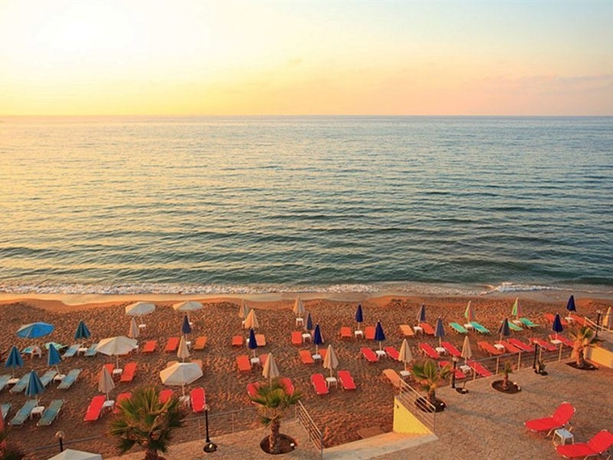 Imagen general del Hotel Agelia Beach. Foto 6