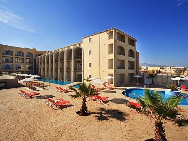 Imagen general del Hotel Agelia Beach. Foto 7