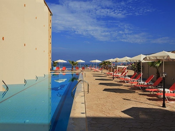 Imagen general del Hotel Agelia Beach. Foto 11