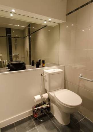Imagen de la habitación del Hotel Agena, Aeropuerto de Lille-Lesquin. Foto 16