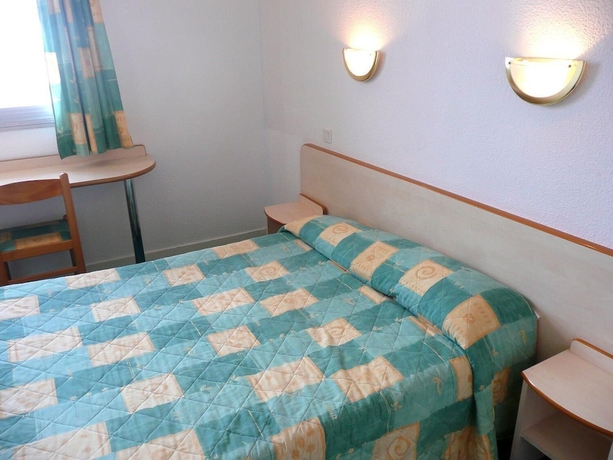 Imagen de la habitación del Hotel Agena, Lourdes. Foto 12