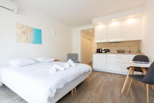 Imagen de la habitación del Hotel Agence des R&eacute;sidences - Appartements priv&eacute;s du 45 CROISETTE - Superieur. Foto 14