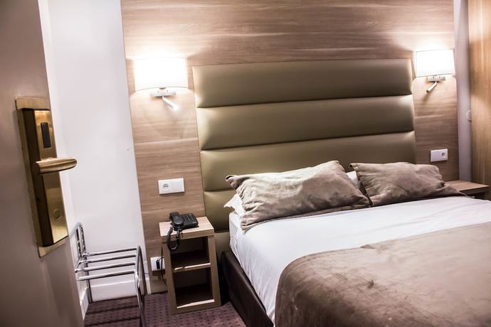 Imagen de la habitación del Hotel Agenor. Foto 9