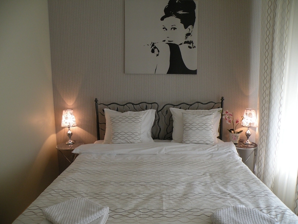 Imagen de la habitación del Hotel Agentia H Accommodation. Foto 2