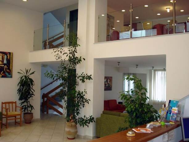 Imagen general del Hotel Ageri. Foto 12