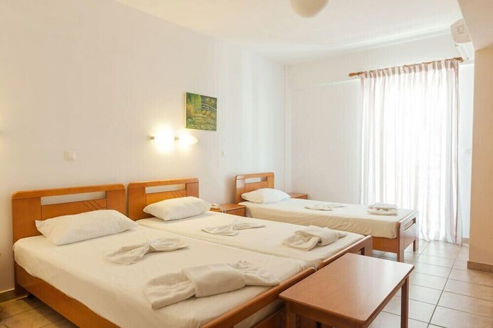 Imagen de la habitación del Hotel Ageri. Foto 23