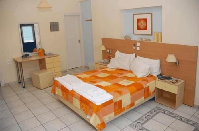 Imagen de la habitación del Hotel Aggelos, Agios Andreas. Foto 17