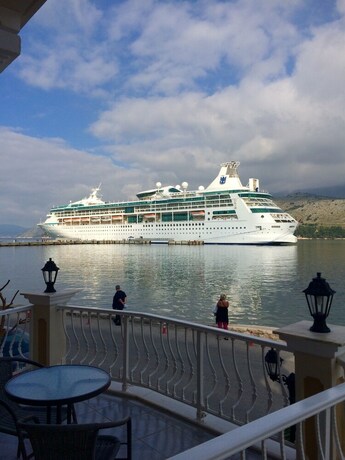 Imagen de los interiores del Hotel Aggelos. Foto 27