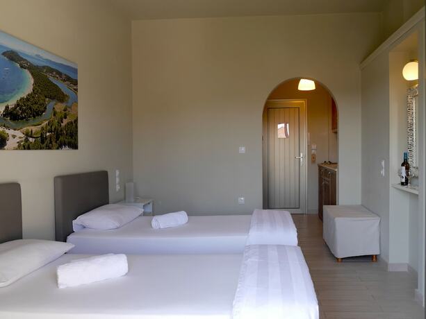 Imagen de la habitación del Hotel Aggelos Studio. Foto 16