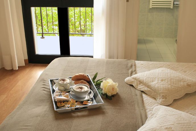 Imagen de la habitación del Hotel Aggravi. Foto 15