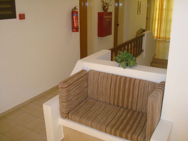 Imagen de la habitación del Hotel Aghas. Foto 8