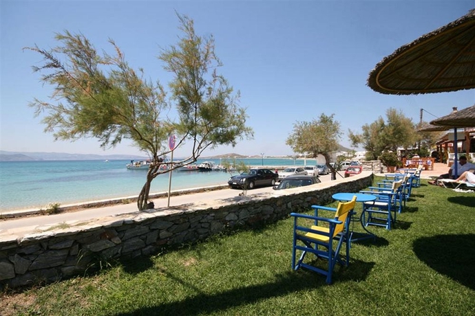 Imagen de los exteriores del Hotel Agia Anna. Foto 6