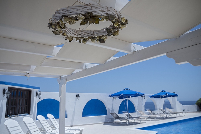 Imagen de la piscina del Hotel Agia Irini. Foto 10