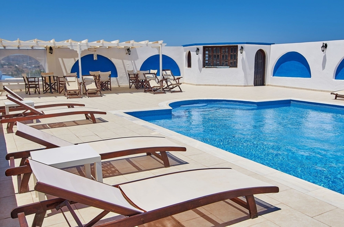 Imagen de la piscina del Hotel Agia Irini. Foto 13