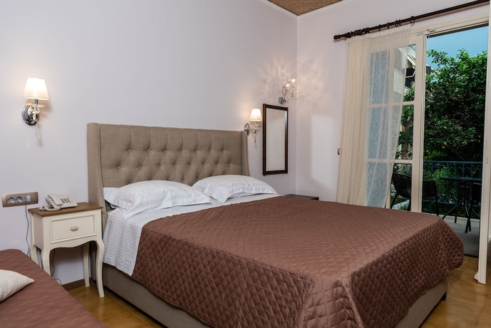 Imagen de la habitación del Hotel Agia Markella. Foto 8