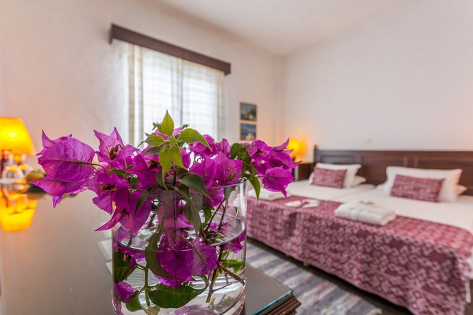 Imagen de la habitación del Hotel Agionissi Resort. Foto 8