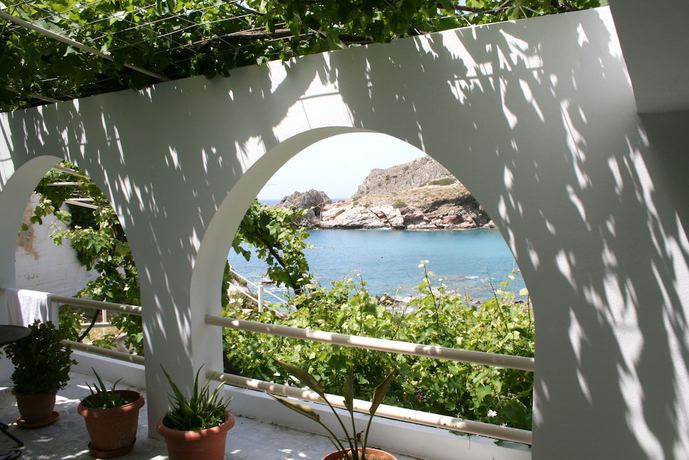 Imagen de la habitación del Hotel Agios Pavlos. Foto 8