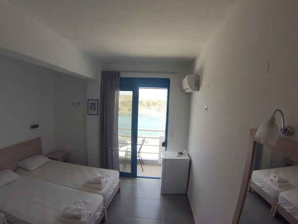 Imagen de la habitación del Hotel Agios Pavlos. Foto 10