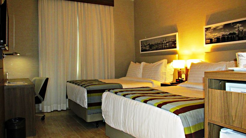 Imagen del bar/restaurante del Hotel Agisol Mar&iacute;lia. Foto 7