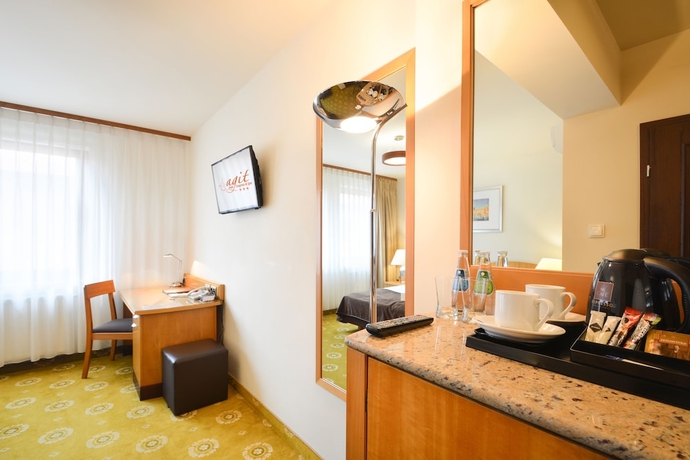 Imagen de la habitación del Hotel Agit Congress and Spa. Foto 11