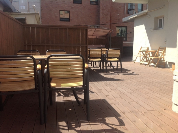 Imagen de los exteriores del Hotel Agit Guesthouse. Foto 8
