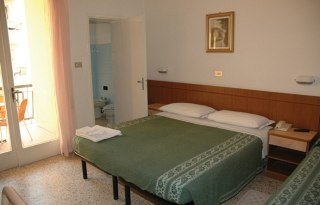 Imagen de la habitación del Hotel Aglaia. Foto 5