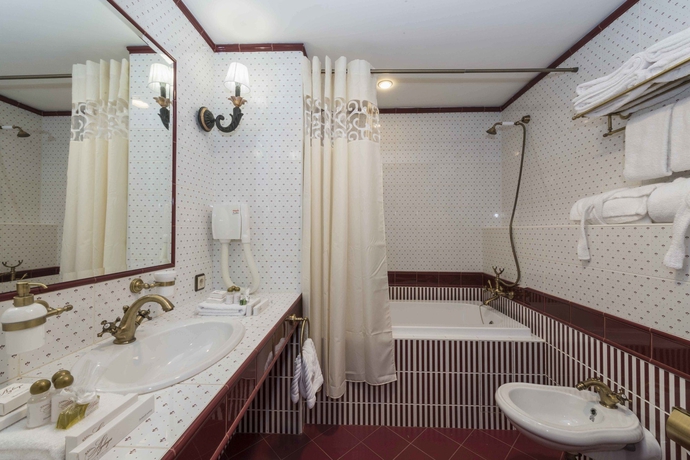 Imagen de la habitación del Hotel Aglaya and Courtyard. Foto 7