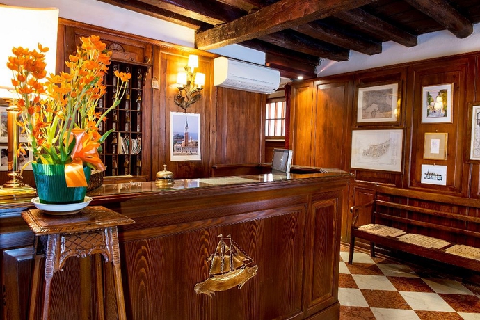 Imagen de los interiores del Hotel Agli Alboretti. Foto 13