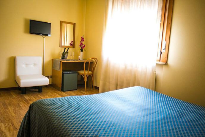 Imagen de la habitación del Hotel Agli Olmi. Foto 12