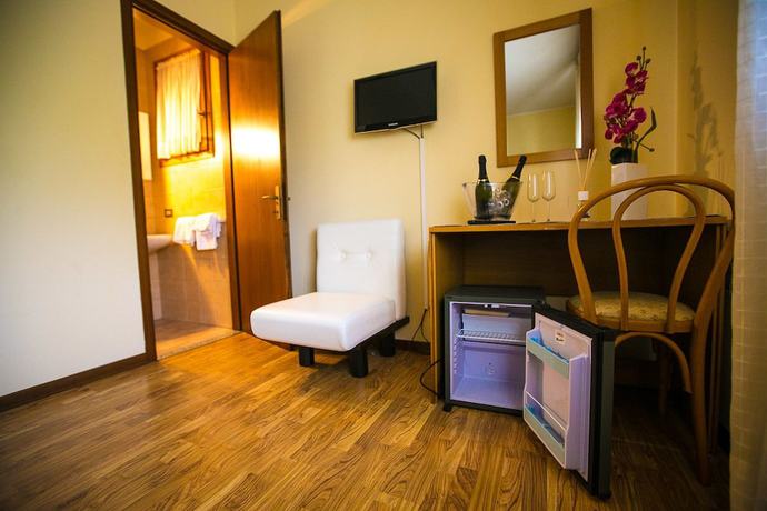 Imagen de la habitación del Hotel Agli Olmi. Foto 15