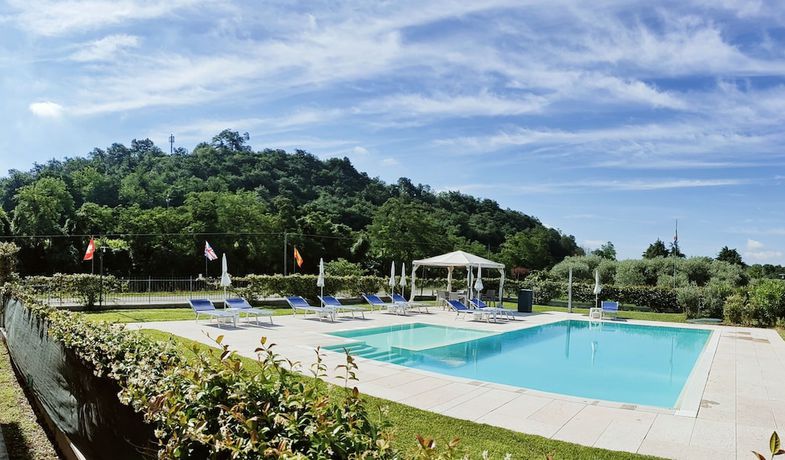 Imagen de la piscina del Hotel Agli Ulivi. Foto 19