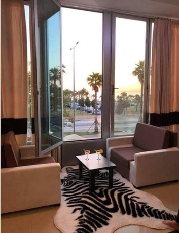 Imagen de la habitación del Hotel Aglon. Foto 5