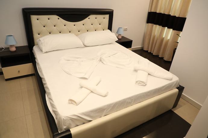 Imagen de la habitación del Hotel Aglon. Foto 6