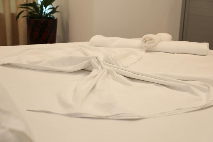 Imagen de la habitación del Hotel Aglon. Foto 7