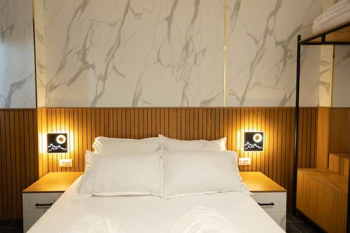 Imagen de la habitación del Hotel Aglon Twin\'s. Foto 19