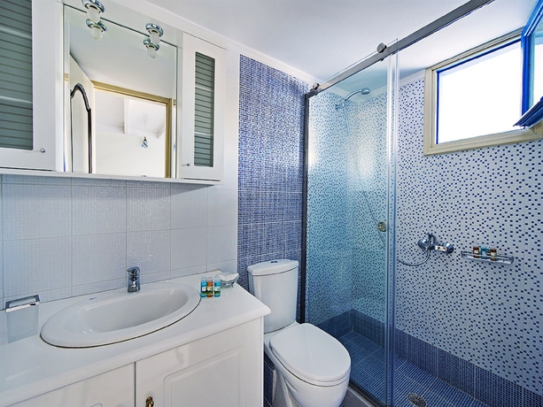 Imagen de la habitación del Hotel Agnadema Apartments. Foto 8