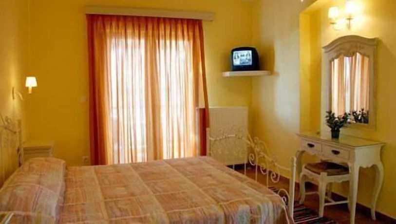 Imagen de la habitación del Hotel Agnadi. Foto 3