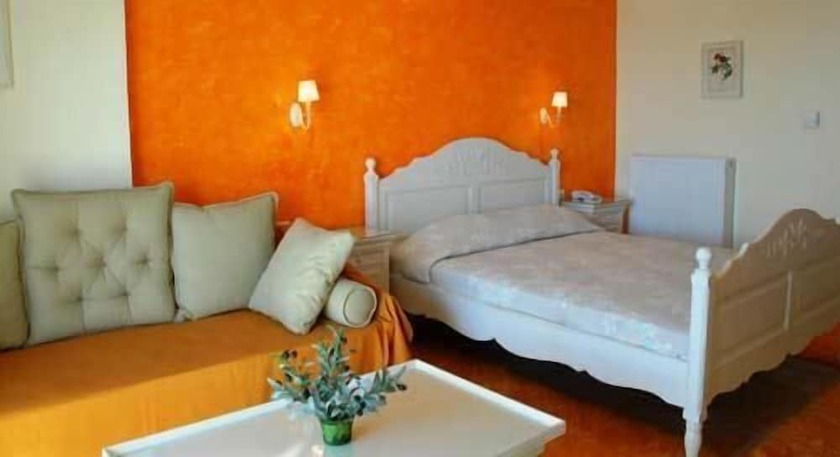 Imagen de la habitación del Hotel Agnadi. Foto 5