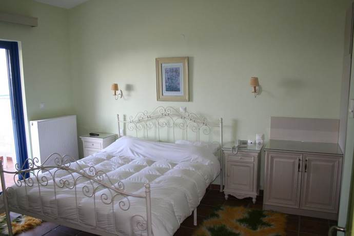 Imagen de la habitación del Hotel Agnadi. Foto 6
