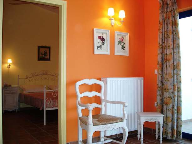 Imagen de la habitación del Hotel Agnadi. Foto 15