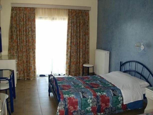 Imagen de la habitación del Hotel Agnadi. Foto 20