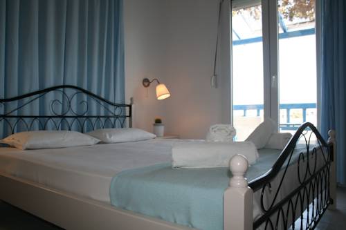 Imagen de la habitación del Hotel Agnanti, Ad&aacute;mas. Foto 2