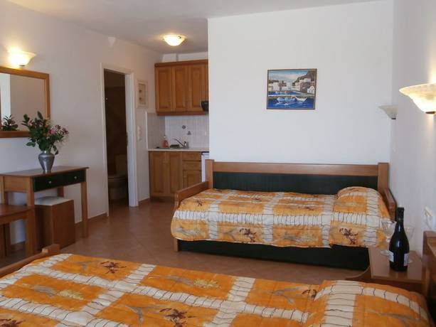 Imagen de la habitación del Hotel Agnanti, Naxos. Foto 13