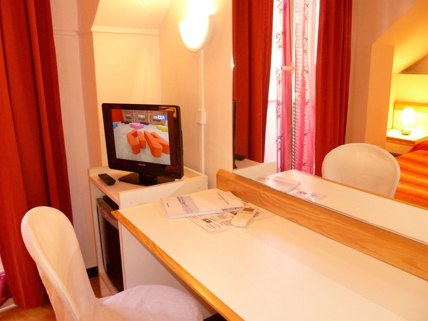 Imagen de la habitación del Hotel Agnello D'oro. Foto 7