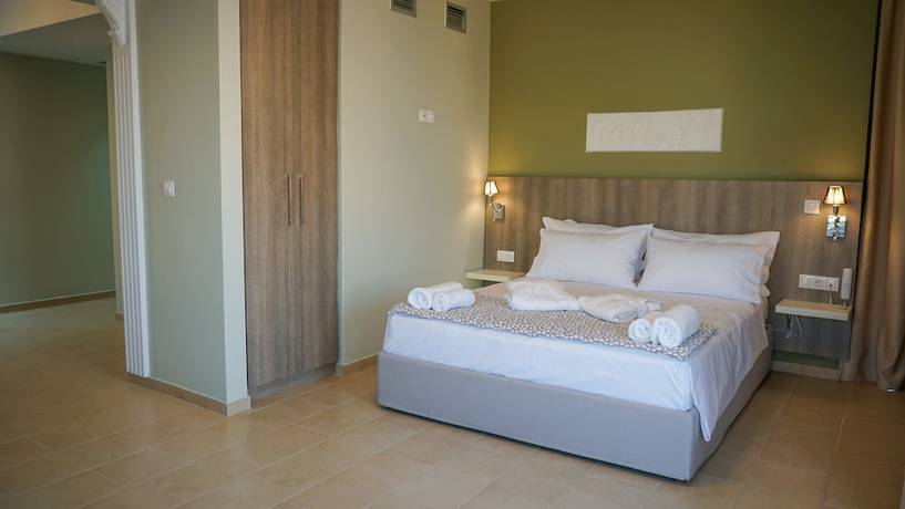 Imagen de la habitación del Hotel Agnes Deluxe. Foto 4