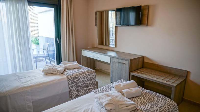 Imagen de la habitación del Hotel Agnes Deluxe. Foto 17