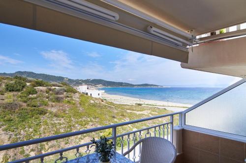 Imagen general del Hotel Agni On The Beach. Foto 3
